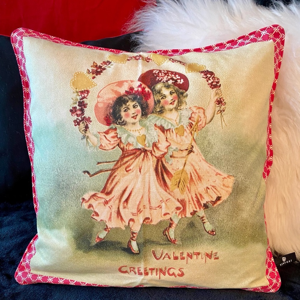 NWT Victorian Valentine Greetings throw pillow